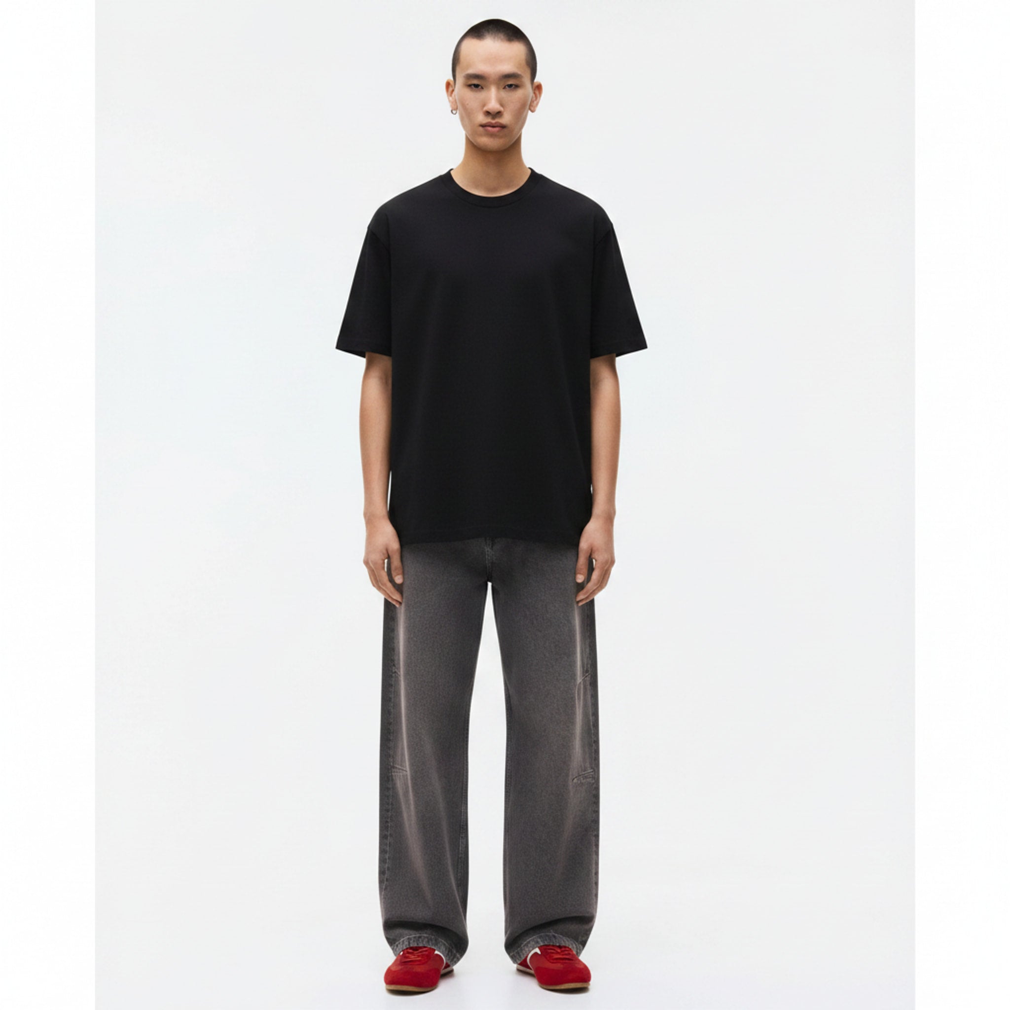 Quick-Dry T-Shirt on model - Black - front