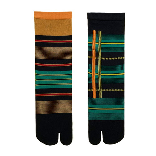 Japanese pattern tabi socks laid flat, split-toe cotton jacquard, one size