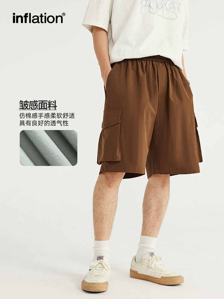Wrinkle-Textured Cargo Shorts on model - detail view
