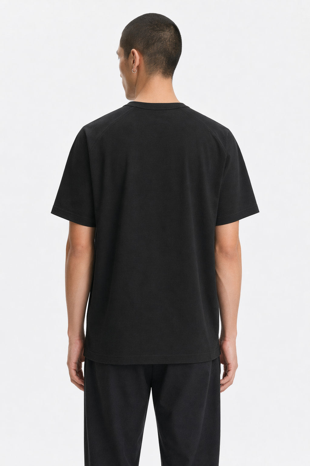Oversized T-Shirt Cotton-Blend on model - Black - back view