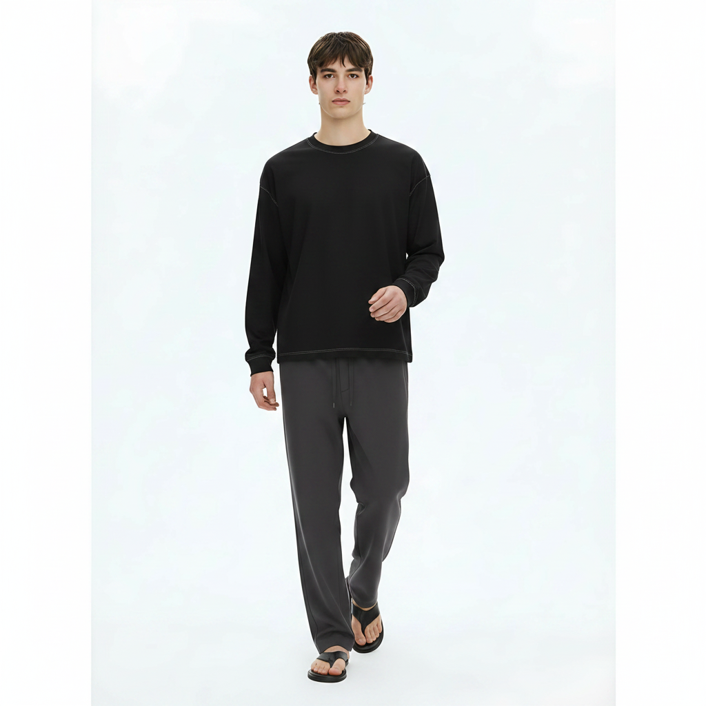 Heavyweight Cotton Long-Sleeve T-Shirt 305g on model - Black front view