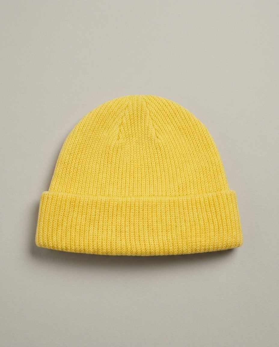 Solid Color Retro Knitted Beanie - Yellow