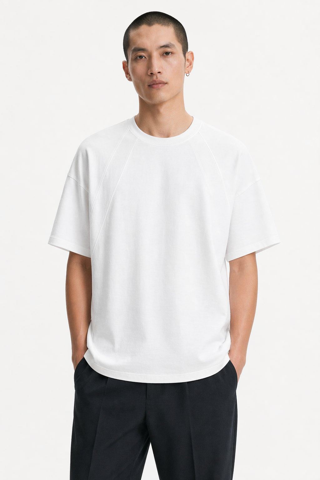 Oversized T-Shirt Cotton-Blend on model - White - front hero crop