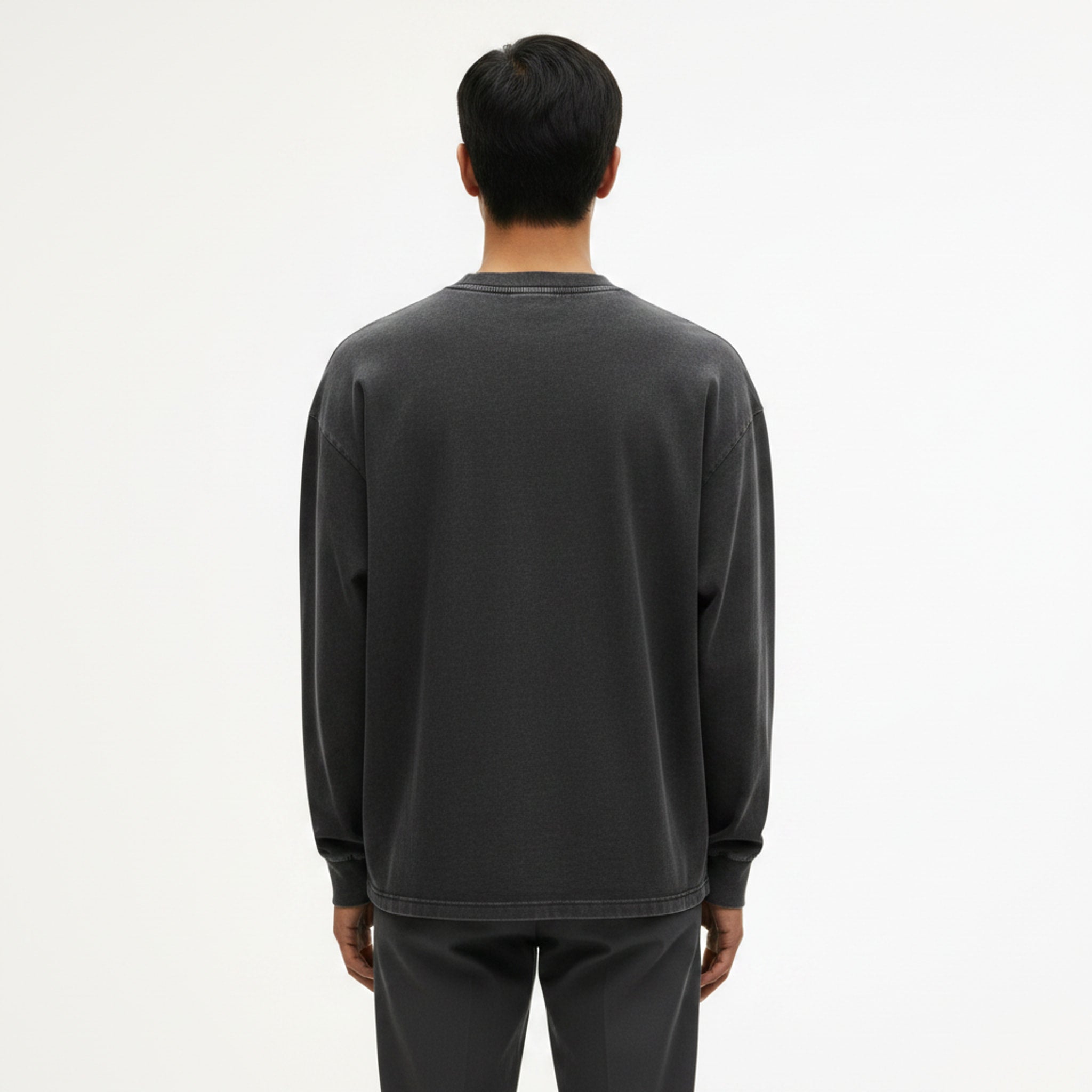 Dune T-Shirt on model - Boxy fit - back