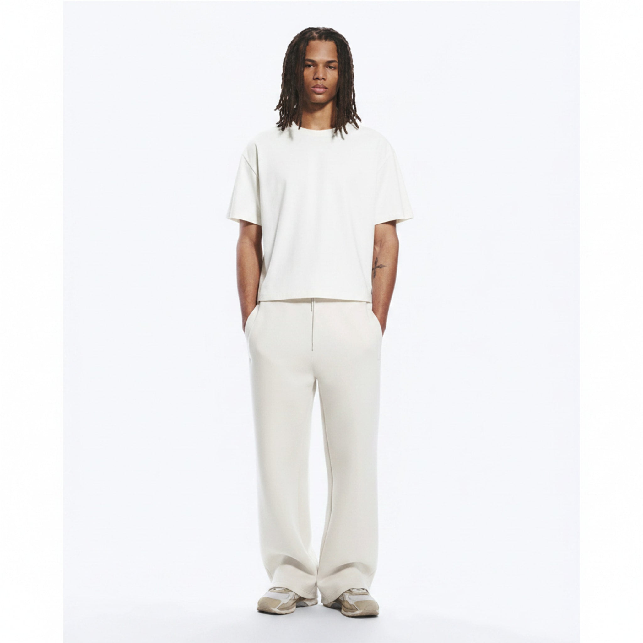 Quick-Dry T-Shirt on model - Off White - front
