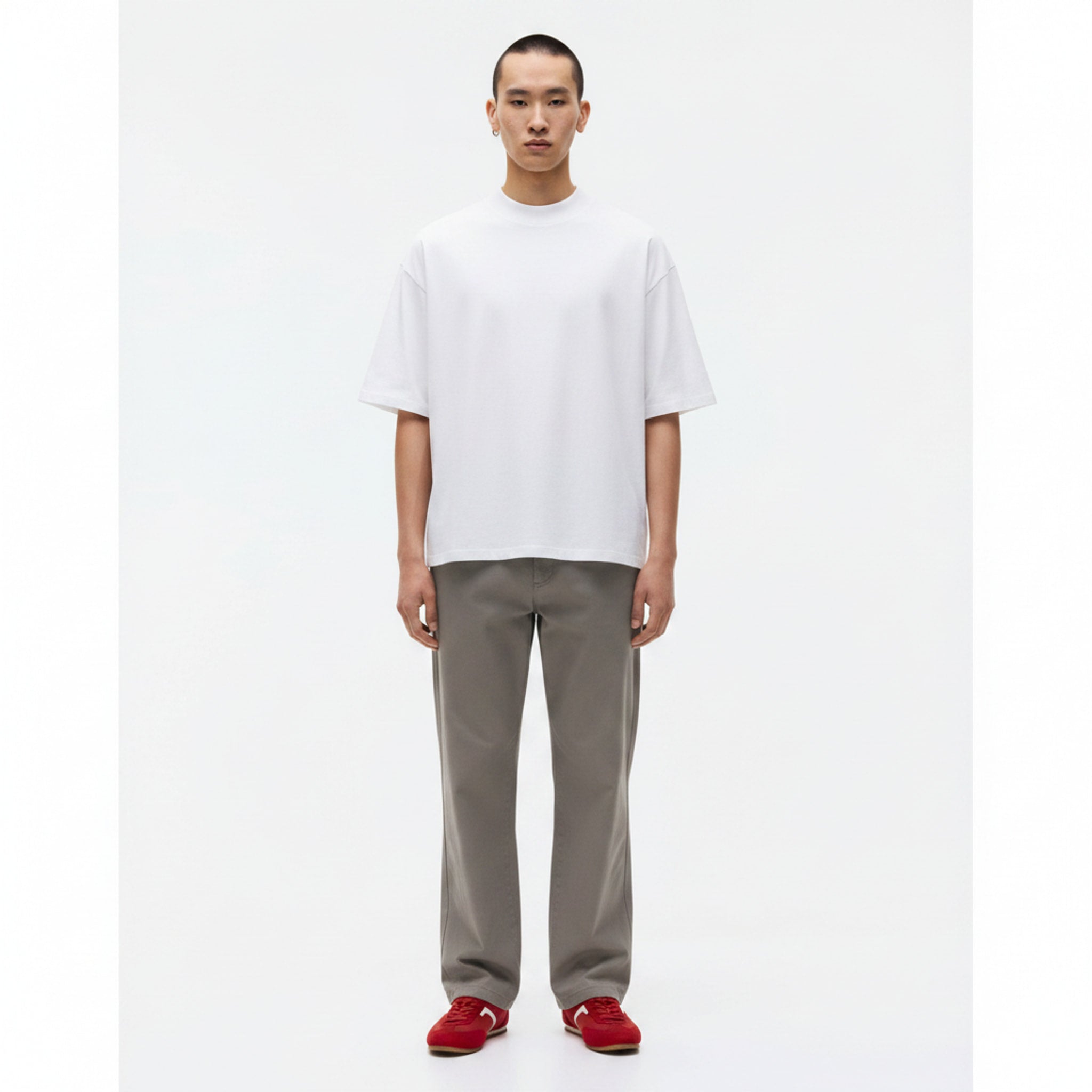 Pima Cotton Moisture-Wicking T-Shirt 145g on model - front view