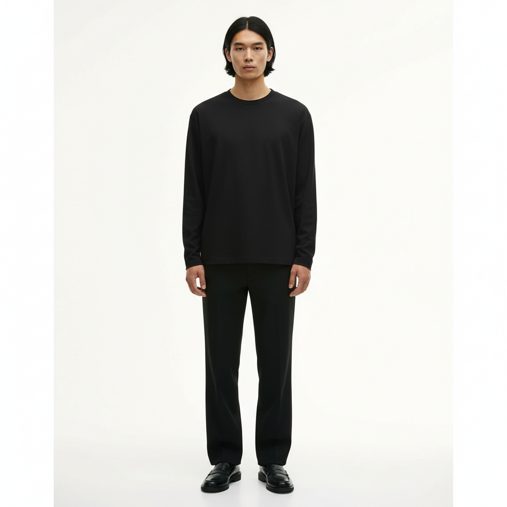 Oversized Long-Sleeve T-Shirt Cotton-Blend on model - front view