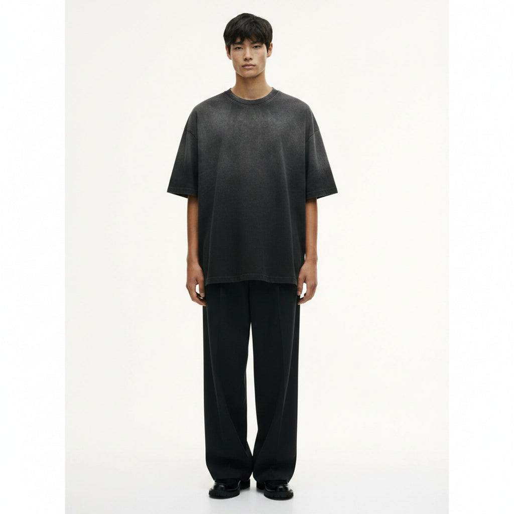Dune T-Shirt on model - Oversize - front