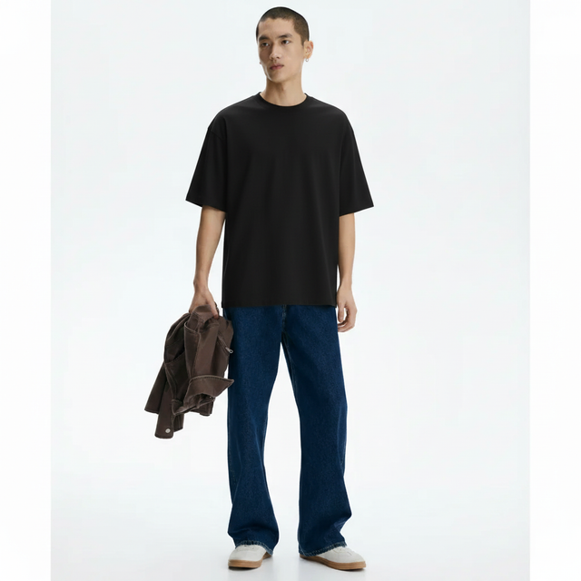 Cross-border 250GSM Oversized Boyfriend Batwing Sleeve Mock Neck on model - Black - front