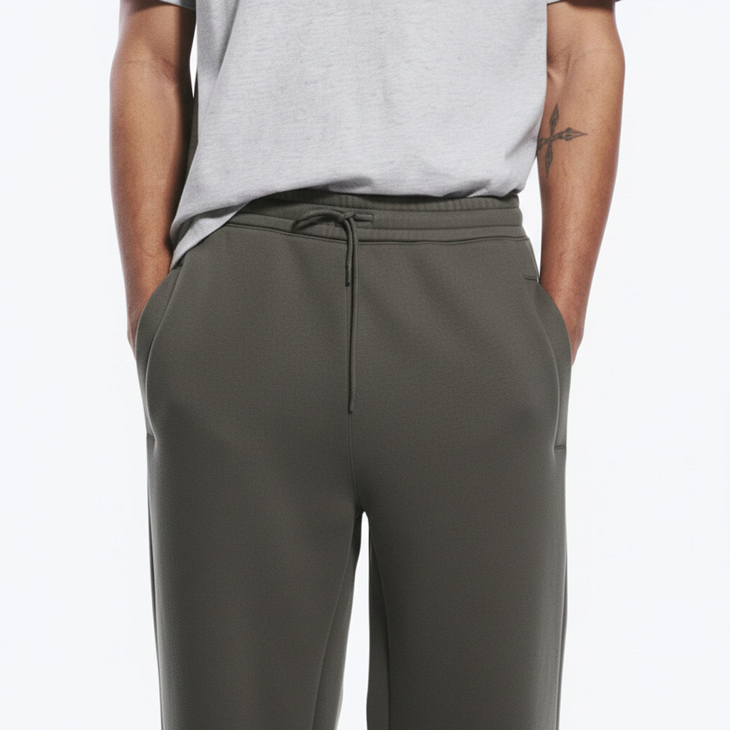 Wide-Leg Cotton Stretch Pants on model - detail view