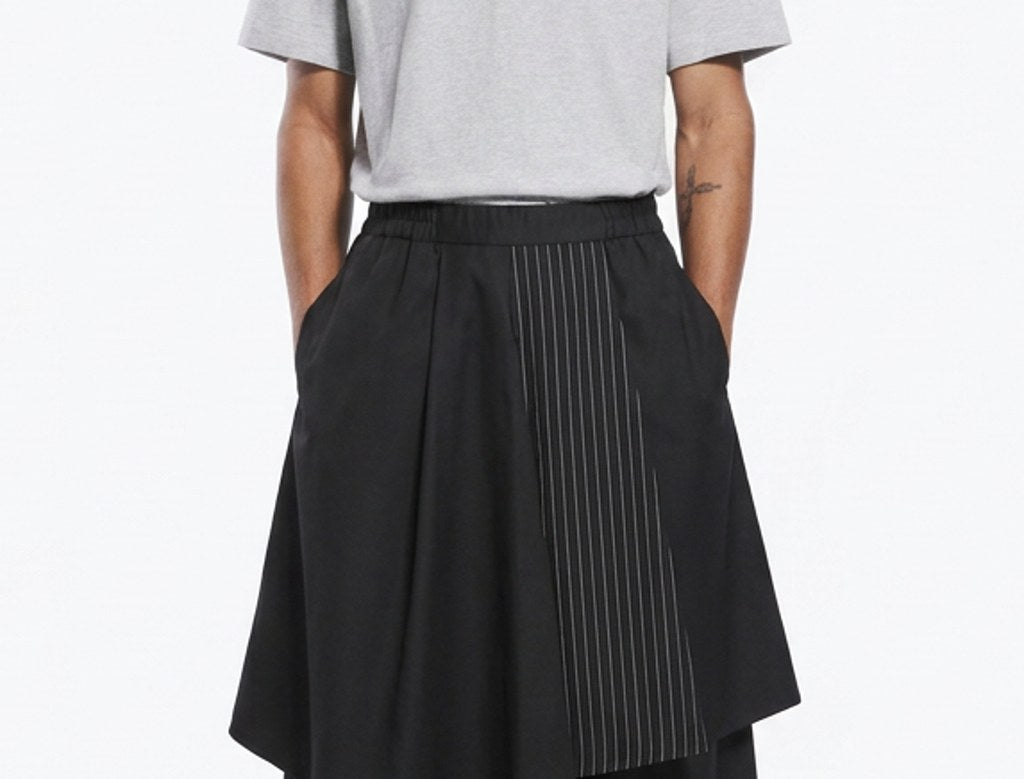 Layered hakama overlay pants on model, detail of the fabric and construction