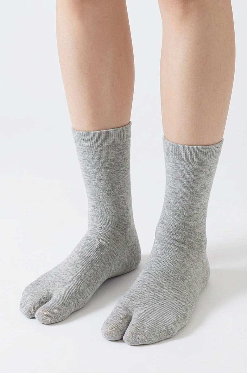 Split Toe Tabi Socks front