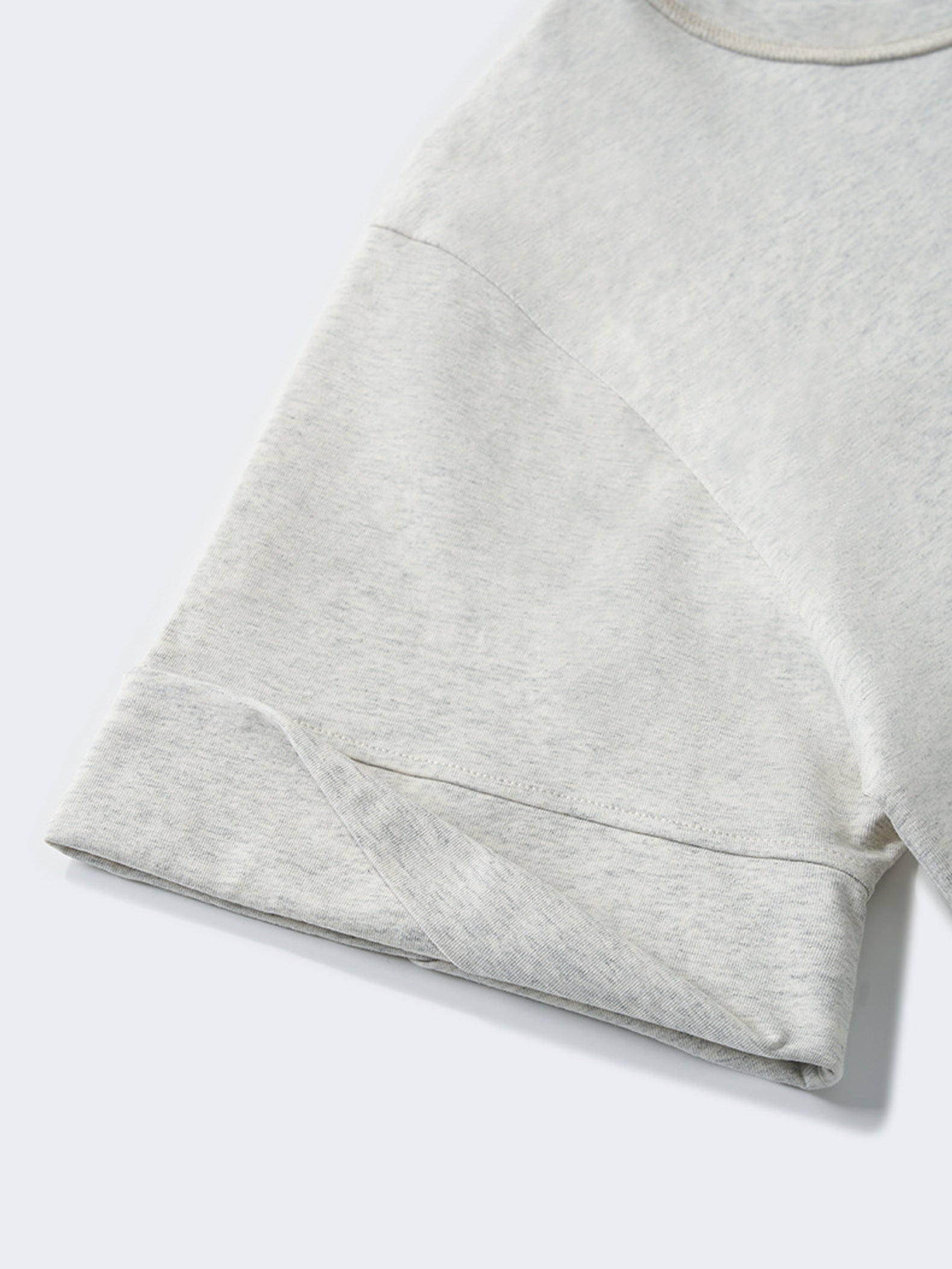 Heavyweight Rolled-Sleeve Graphic T-Shirt - Rolled sleeve seam detail