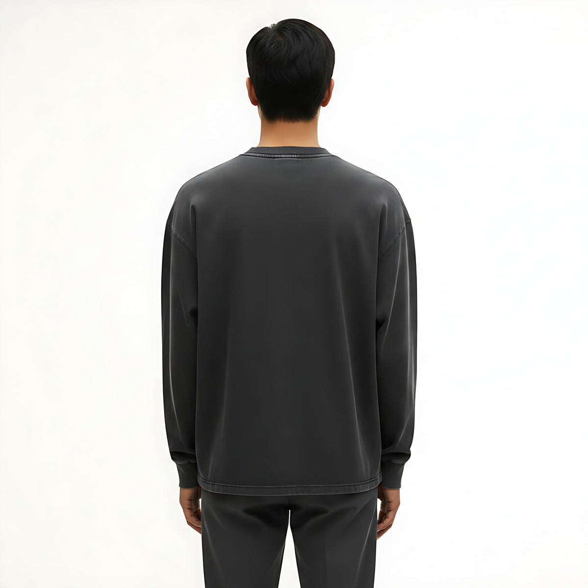 Dune T-Shirt on model - Boxy fit - back