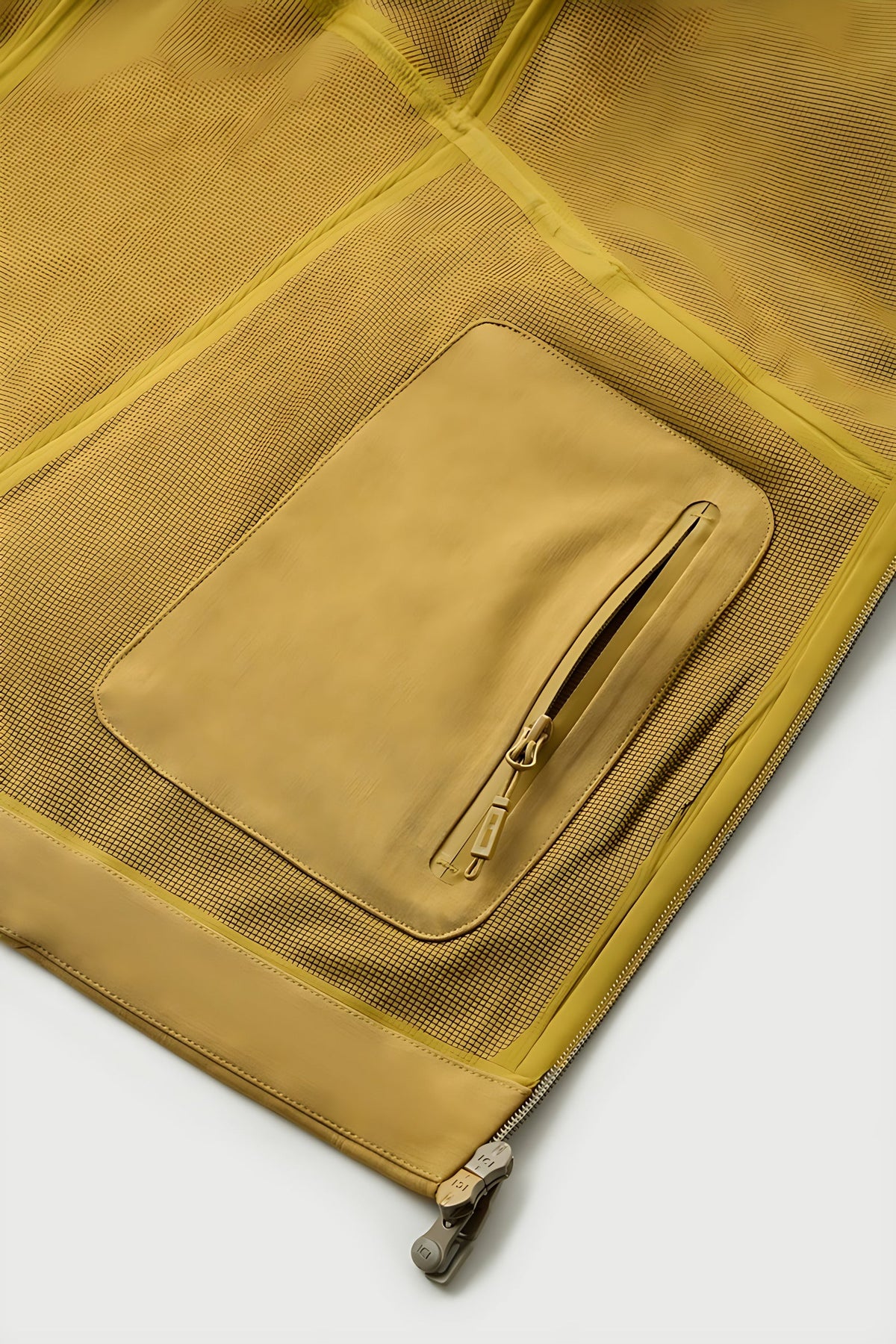 Lightweight Outdoor Softshell Jacket product detail