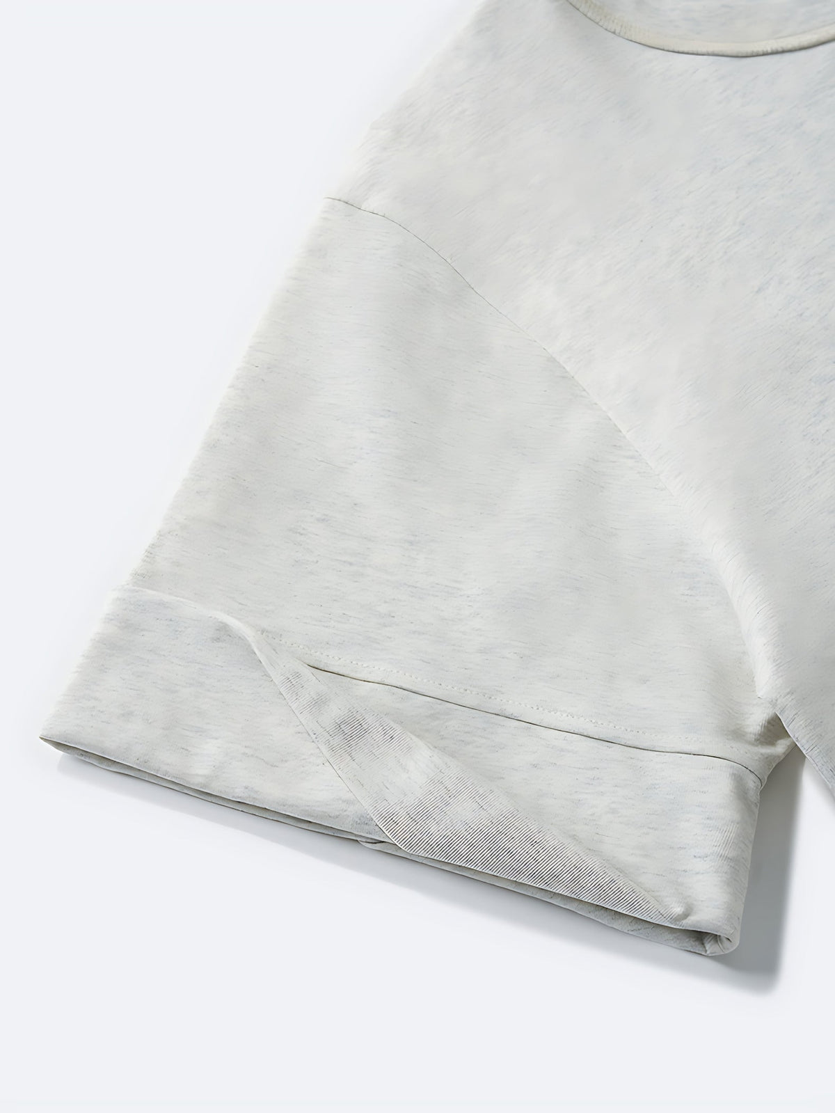 Heavyweight Rolled-Sleeve Graphic T-Shirt - Rolled sleeve seam detail